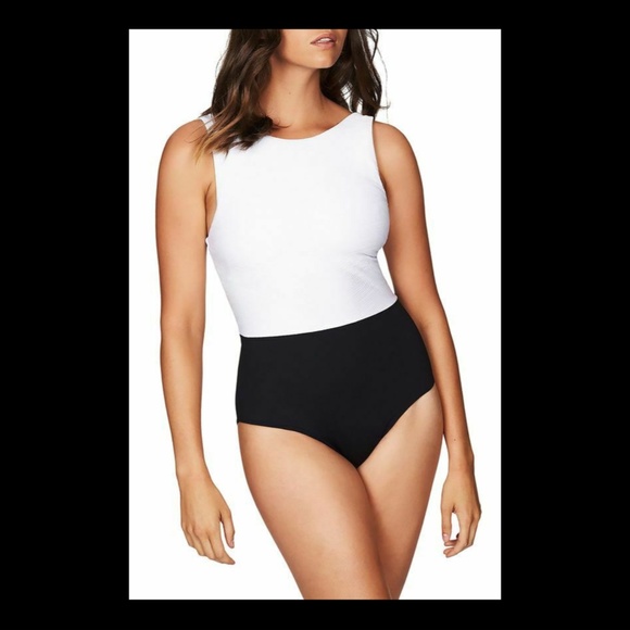 NWT $130 Sea Level Majorca High Neck One-Piece Swimsuit [SZ‎ 10 US ] - Picture 3 of 12
